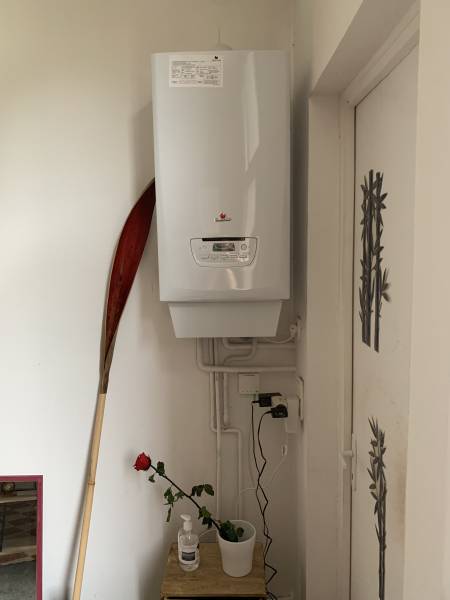 Remplacement par Bardon Plomberie d’une chaudière à condensation pour un chauffage situé à Mios